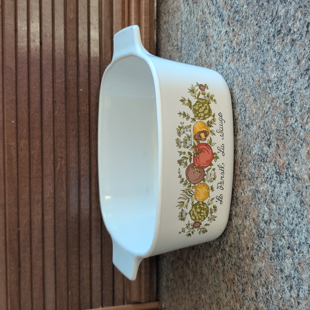 Corning Ware Spice of Life 1 1/2 Quart Casserole Dish